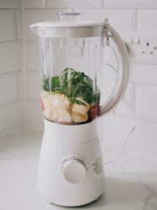 spinach in a blender for a smoothie